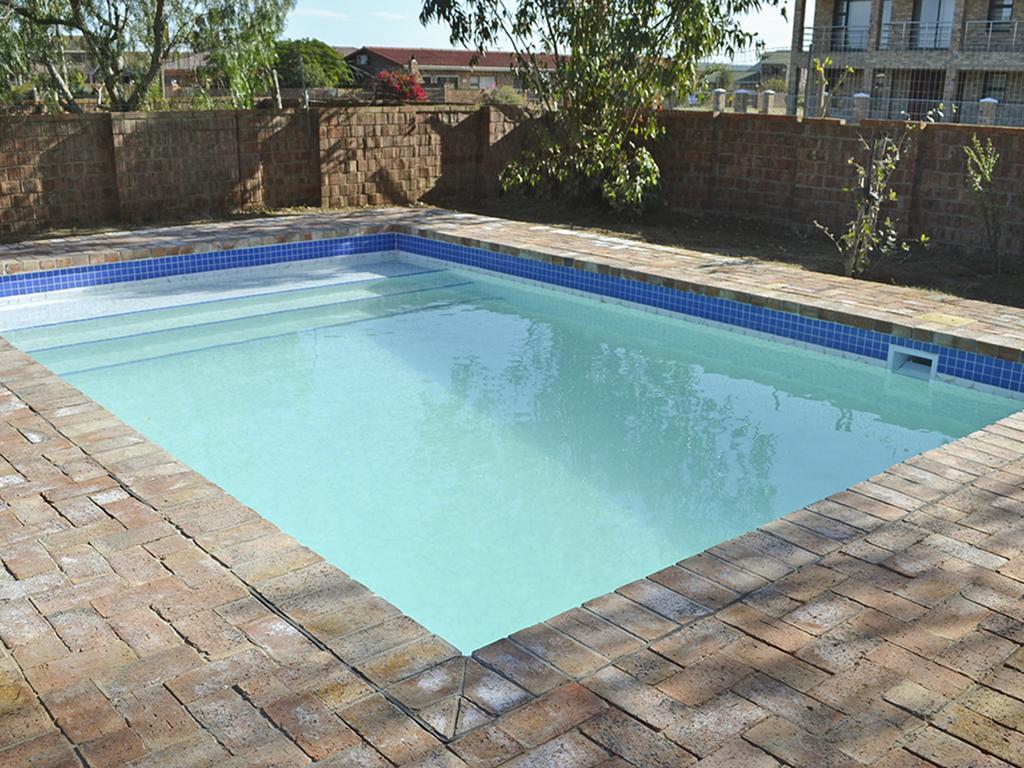 Sundune Guest House Colchester Bagian luar foto