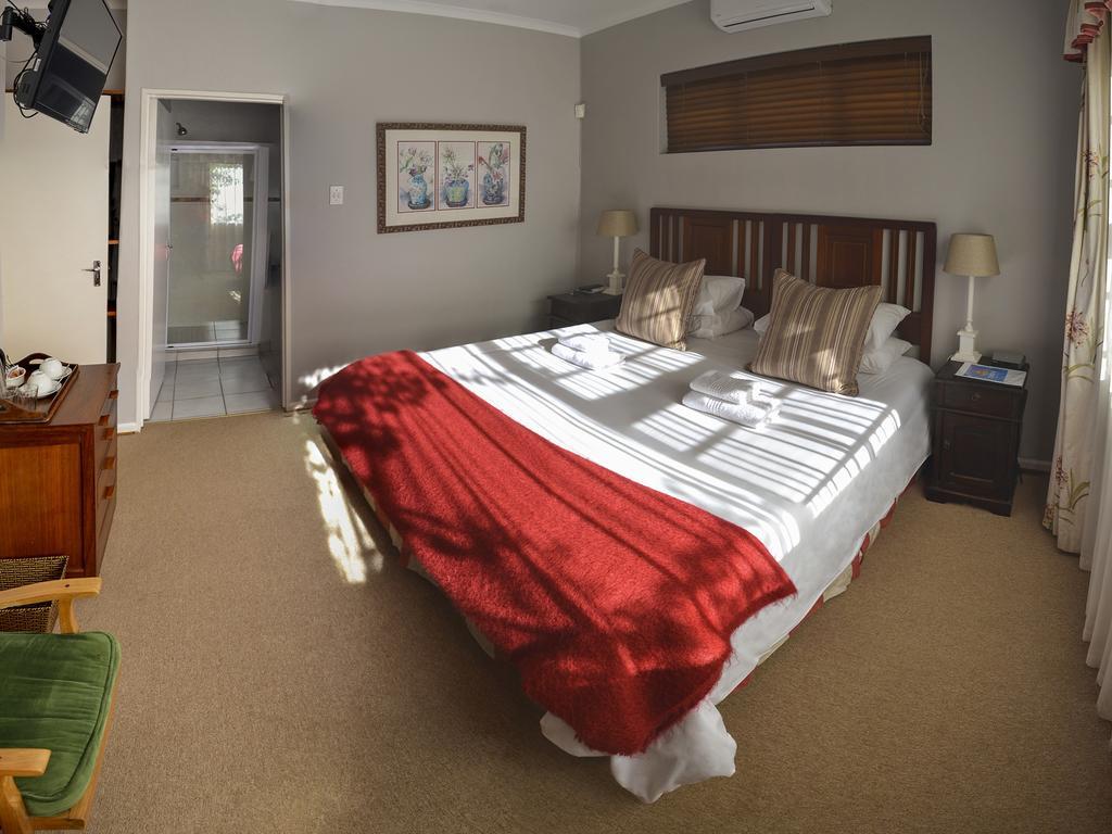 Sundune Guest House Colchester Bagian luar foto