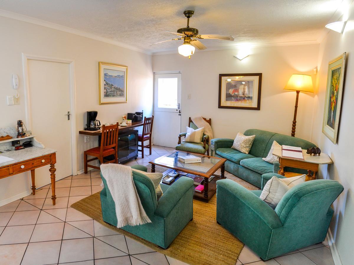 Sundune Guest House Colchester Bagian luar foto