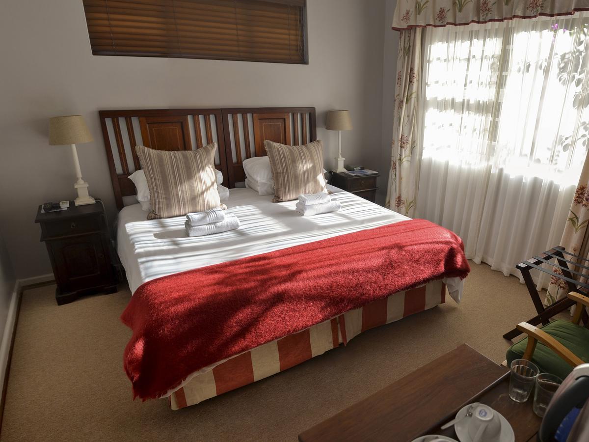 Sundune Guest House Colchester Bagian luar foto